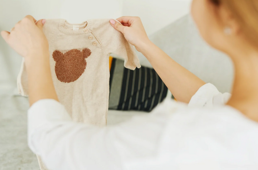 A COMPREHENSIVE GUIDE TO NEWBORN BABY CLOTHES