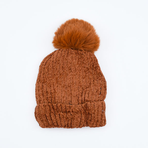 Stylish Look Pom Pom Beanie