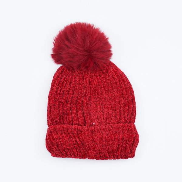 Stylish Look Pom Pom Beanie