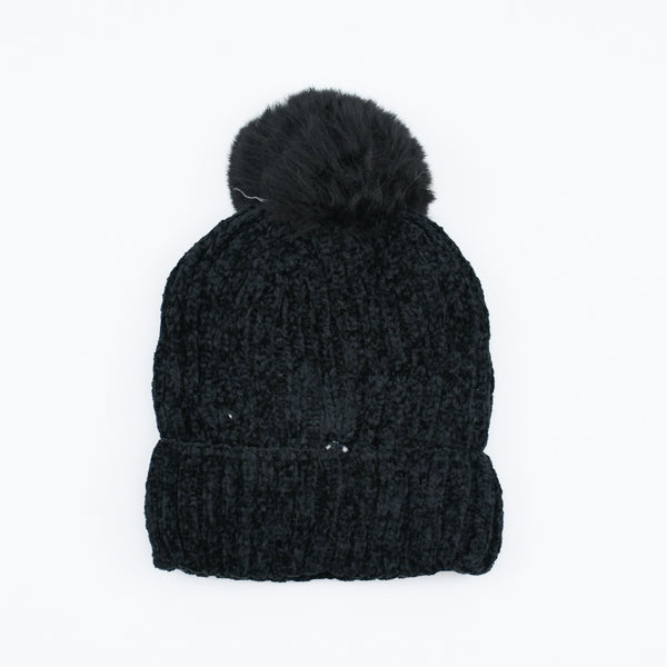 Stylish Look Pom Pom Beanie