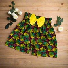 Stylish Sleeveless Ruffle Trim Top & Vibrant Leafy Print Shorts with Matching Bow – Perfect for Summer Outings