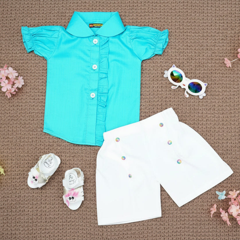Turquoise shirt, white shorts