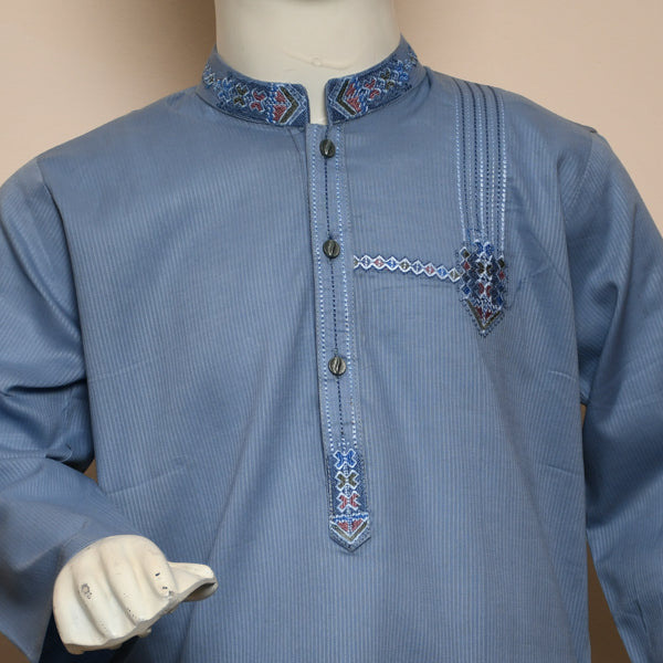 Boys Embroidered Kurta Pajama