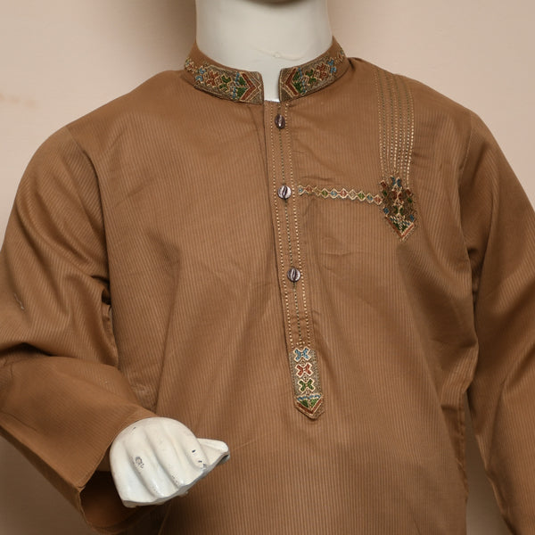 Boys Embroidered Kurta Pajama