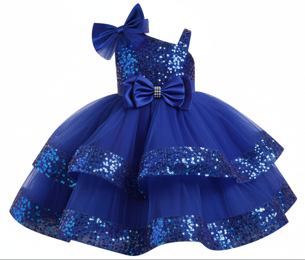 Red dress with sequins and bows 